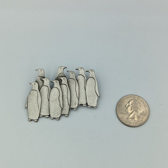 Vintage JJ Pewter Penguins Pin Brooch signed  1988 - Picture 4 of 7